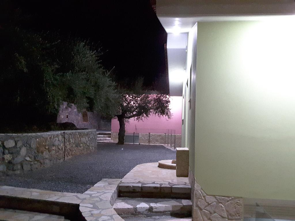 Shiraz Villas Kalamata Exteriér fotografie